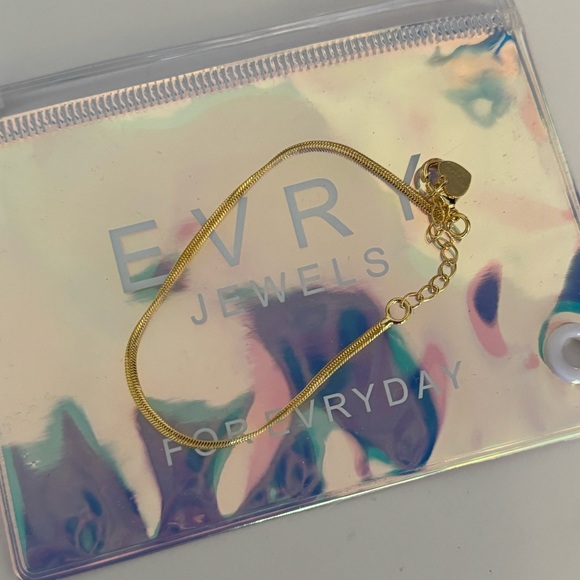 evry jewels Jewelry - NWT every jewels slithering snake bracelet